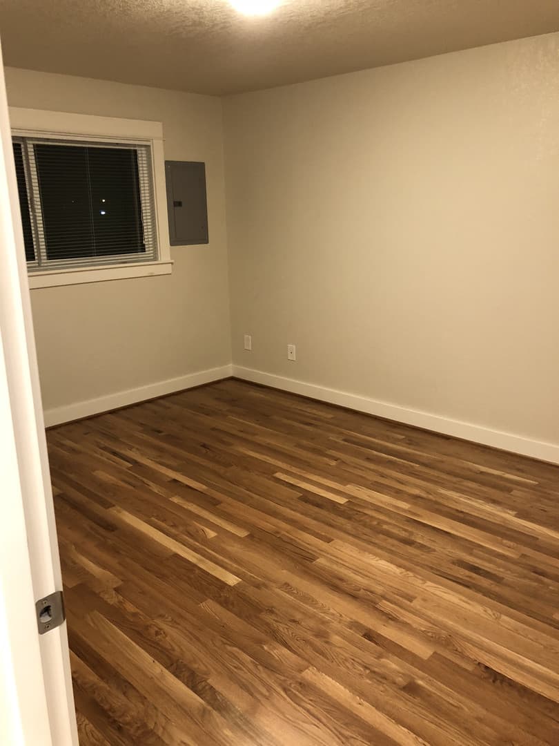 Portland Apartment: 3931 N Juneau Street