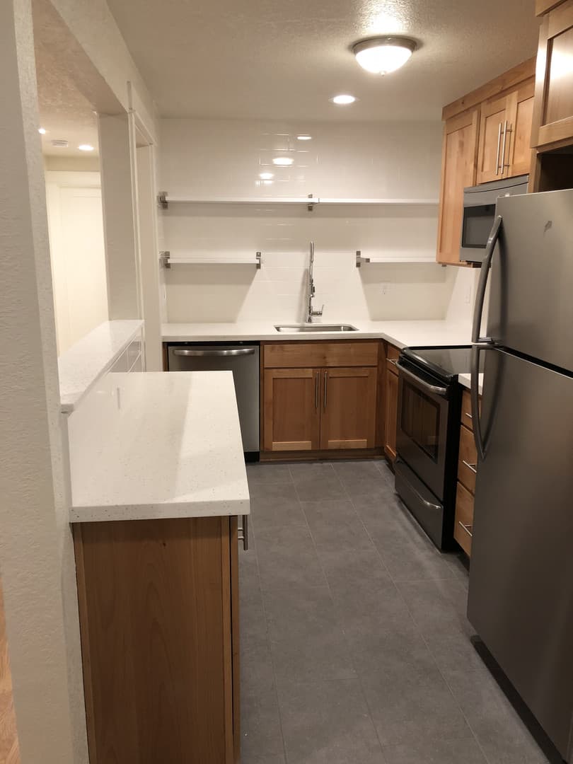 Portland Apartment: 3931 N Juneau Street