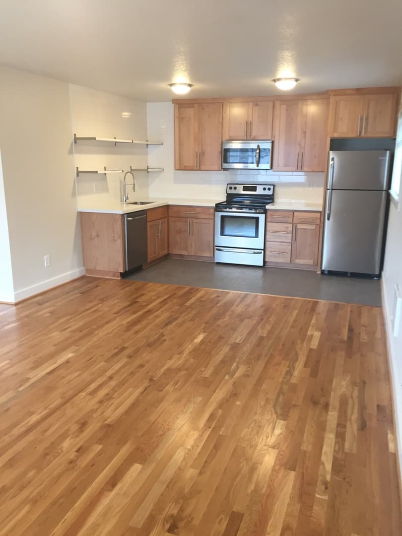 Portland Apartment: 7511 North Berkeley