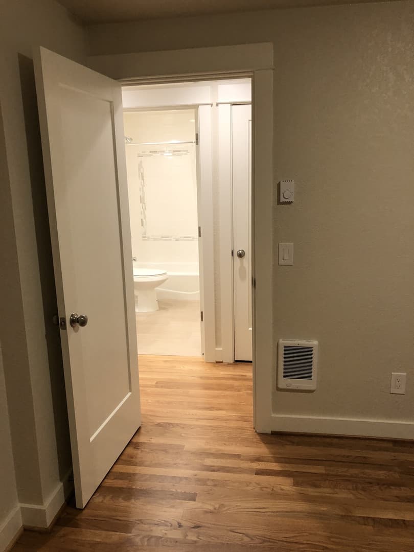 Portland Apartment: 3931 N Juneau Street
