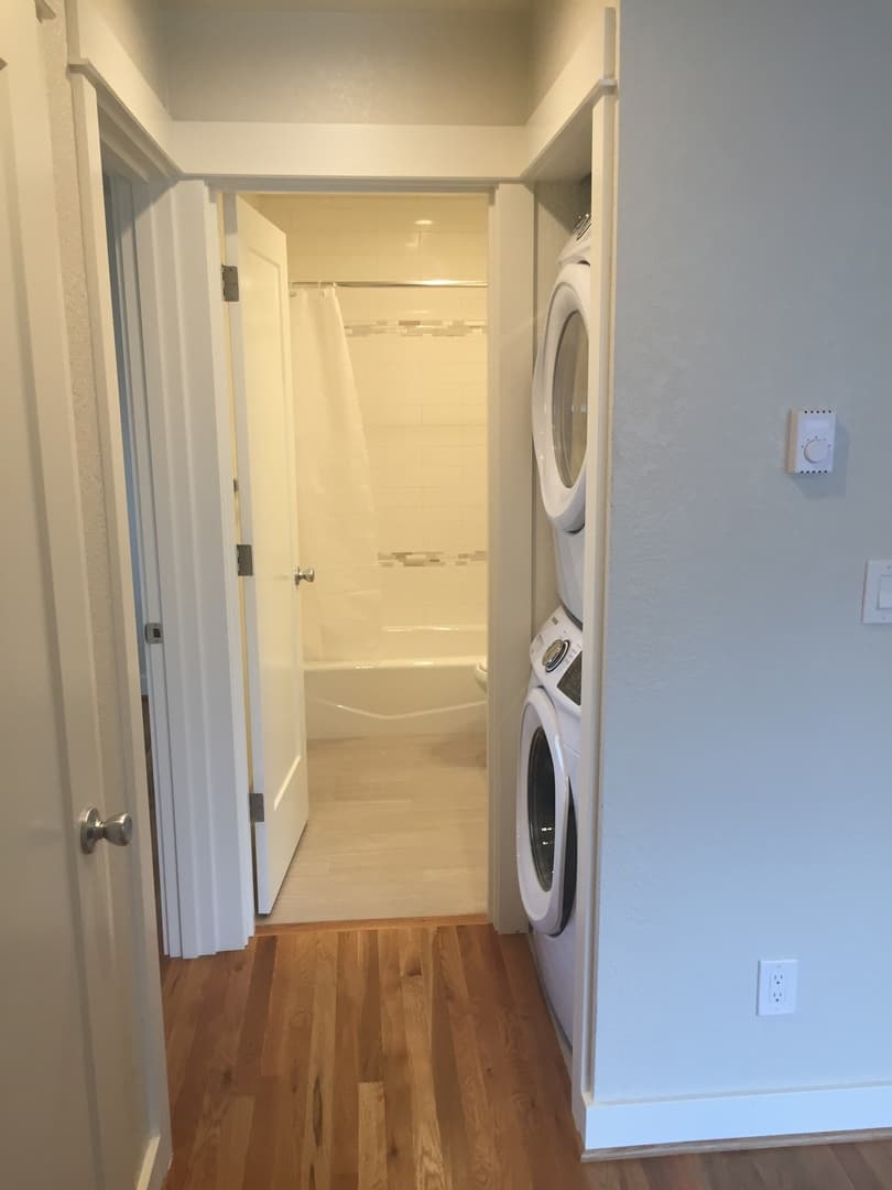 Portland Apartment: 7511 North Berkeley