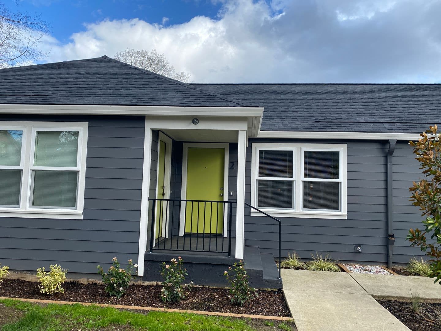 Portland Apartment: 732 NE Prescott Street Unit 2
