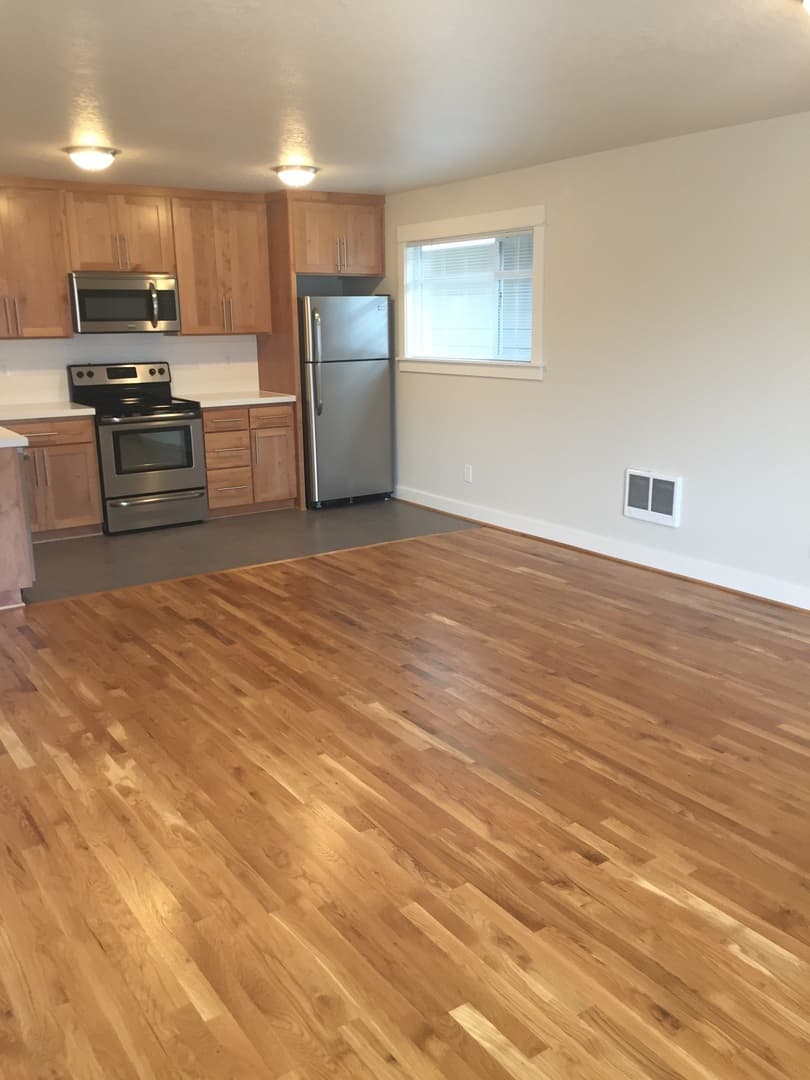 Portland Apartment: 7511 North Berkeley