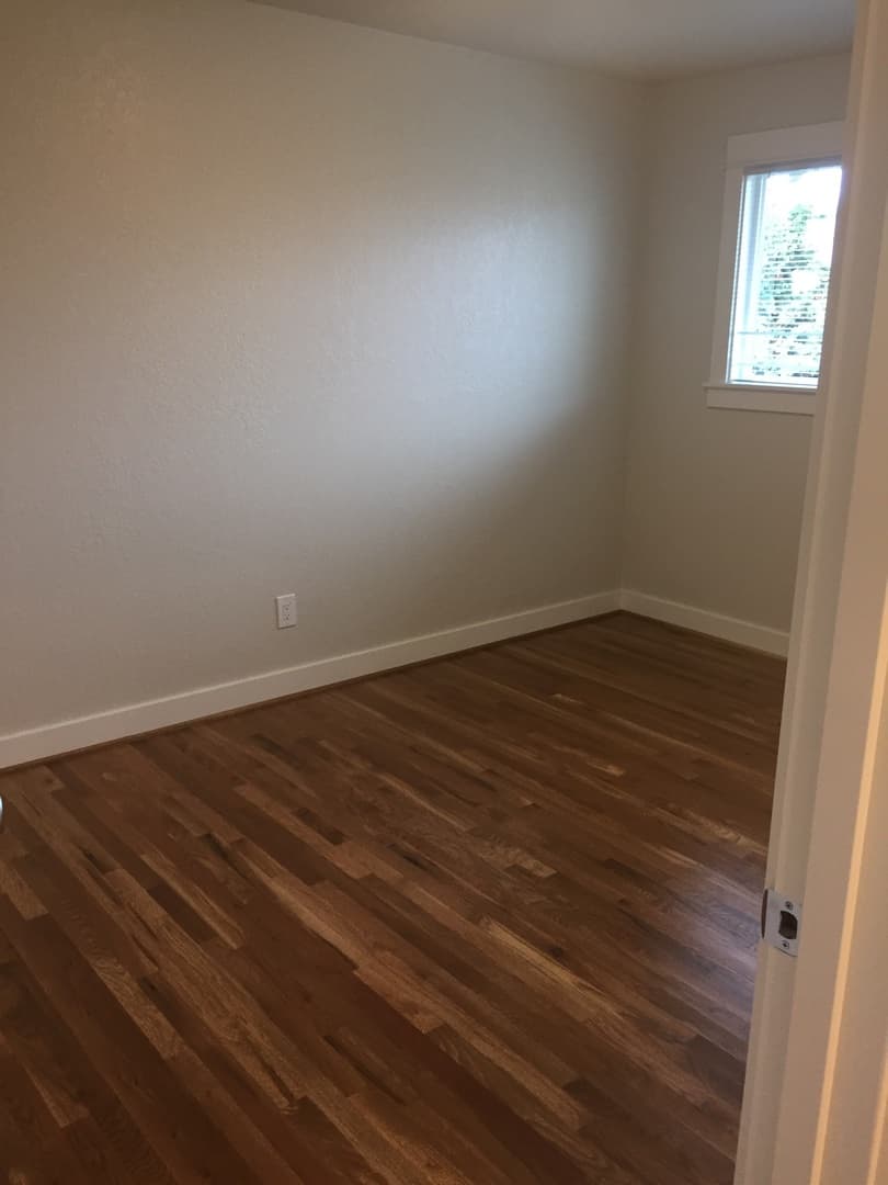 Portland Apartment: 7511 North Berkeley
