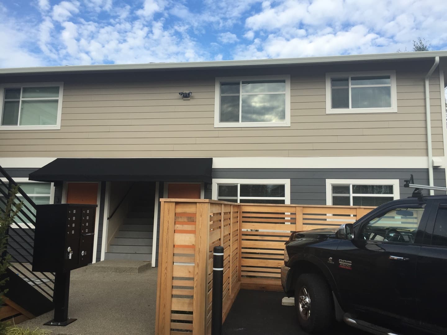 Portland Apartment: 7511 North Berkeley