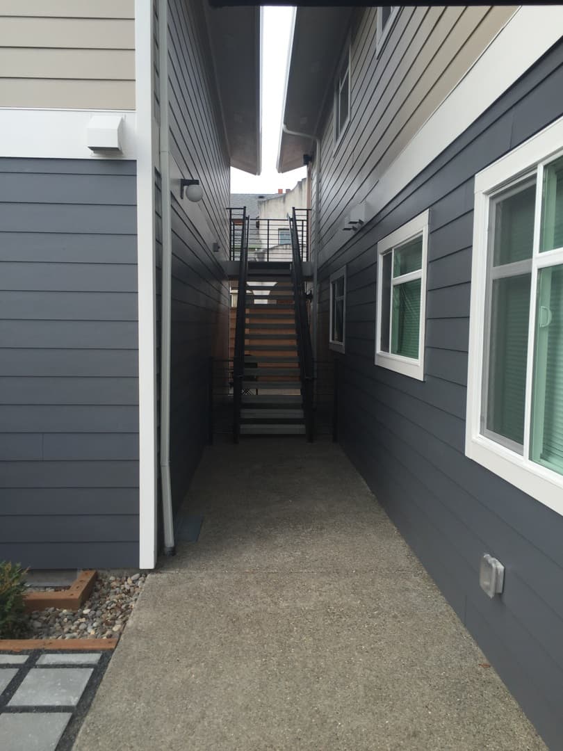 Portland Apartment: 7511 North Berkeley