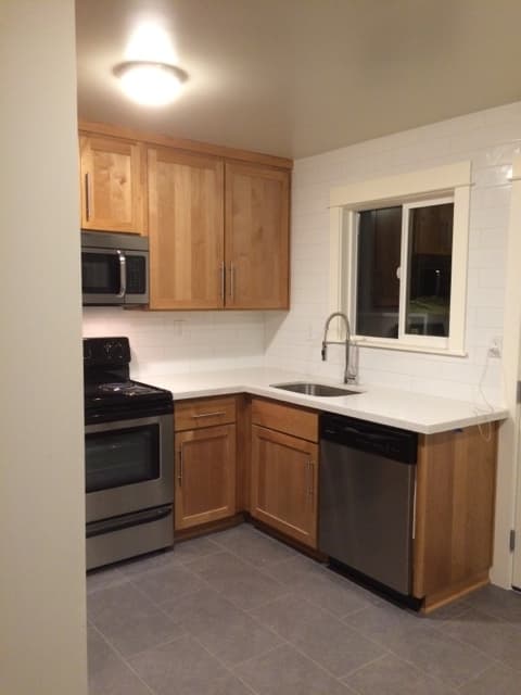 Portland Apartment: 7515 N Westanna