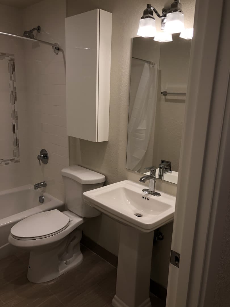 Portland Apartment: 3931 N Juneau Street