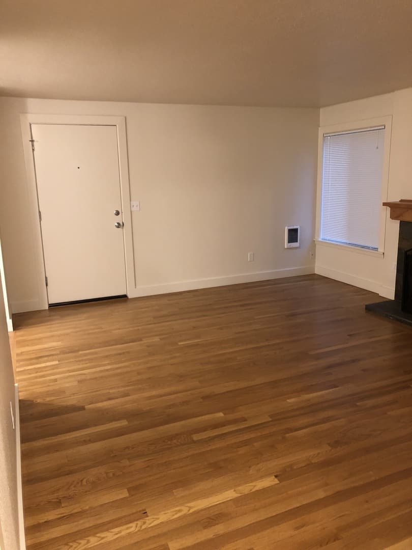 Portland Apartment: 2801 N. Ainsworth