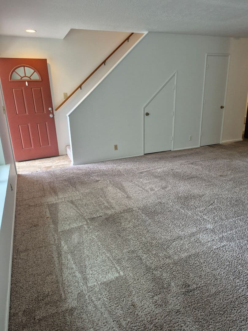 Portland Apartment: 6820 SW Garden Home Rd