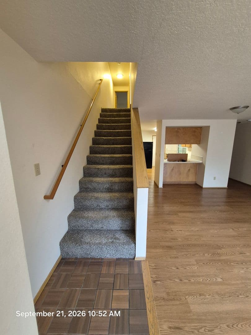 Portland Apartment: 2603-2621 SE 35th Pl