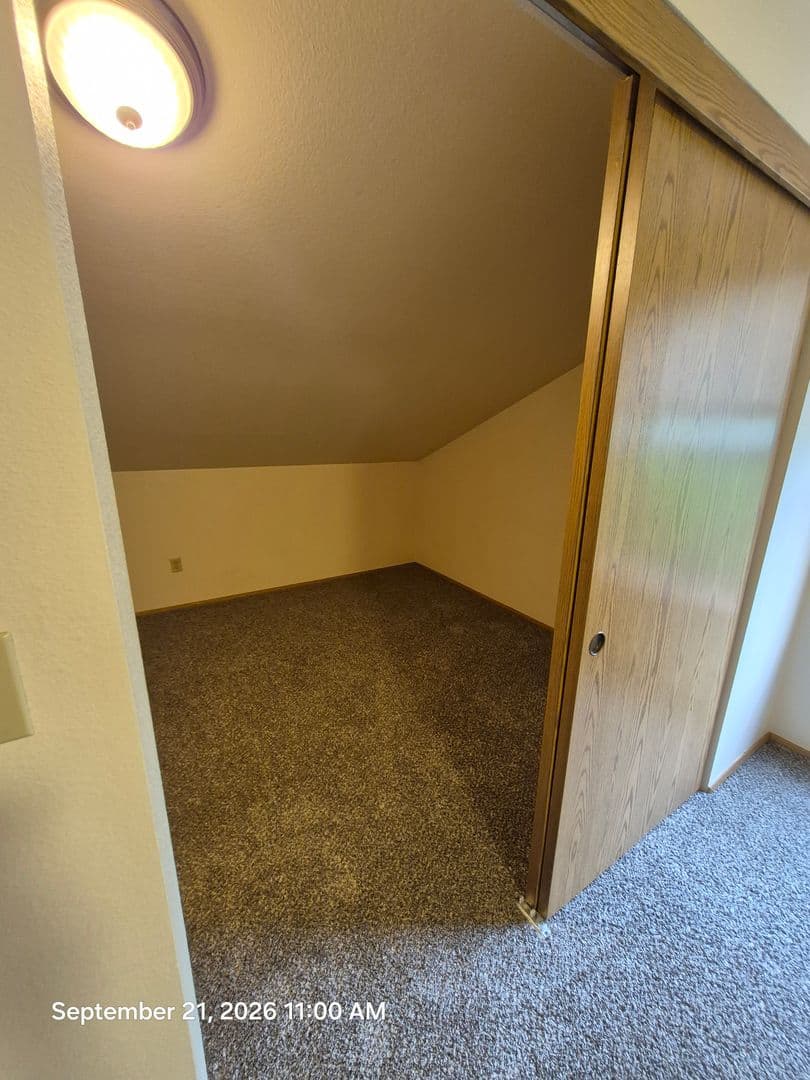 Portland Apartment: 2603-2621 SE 35th Pl