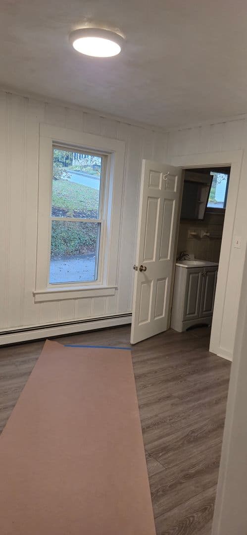 Wolfeboro Apartment: 26 Pine