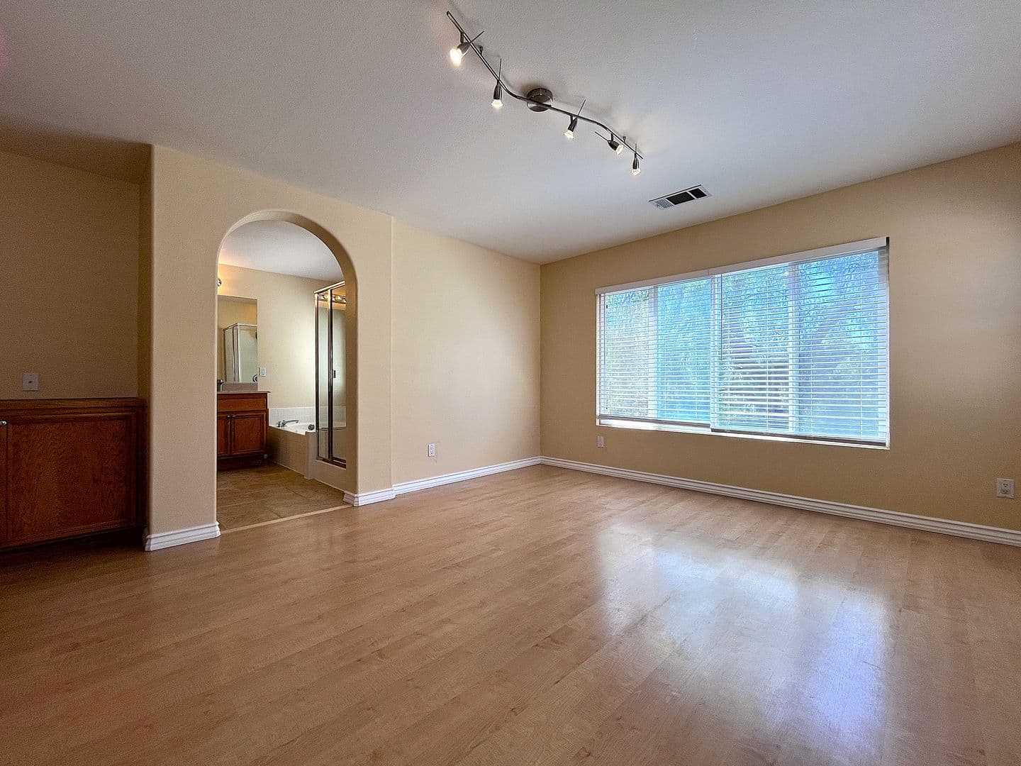 Carlsbad House: 6079 Paseo Pradera
