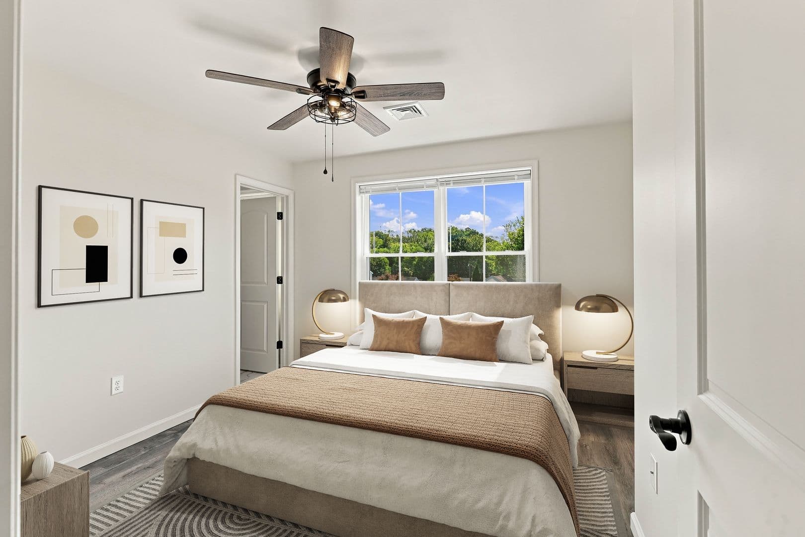 Columbia Apartment: 750 S 9th St