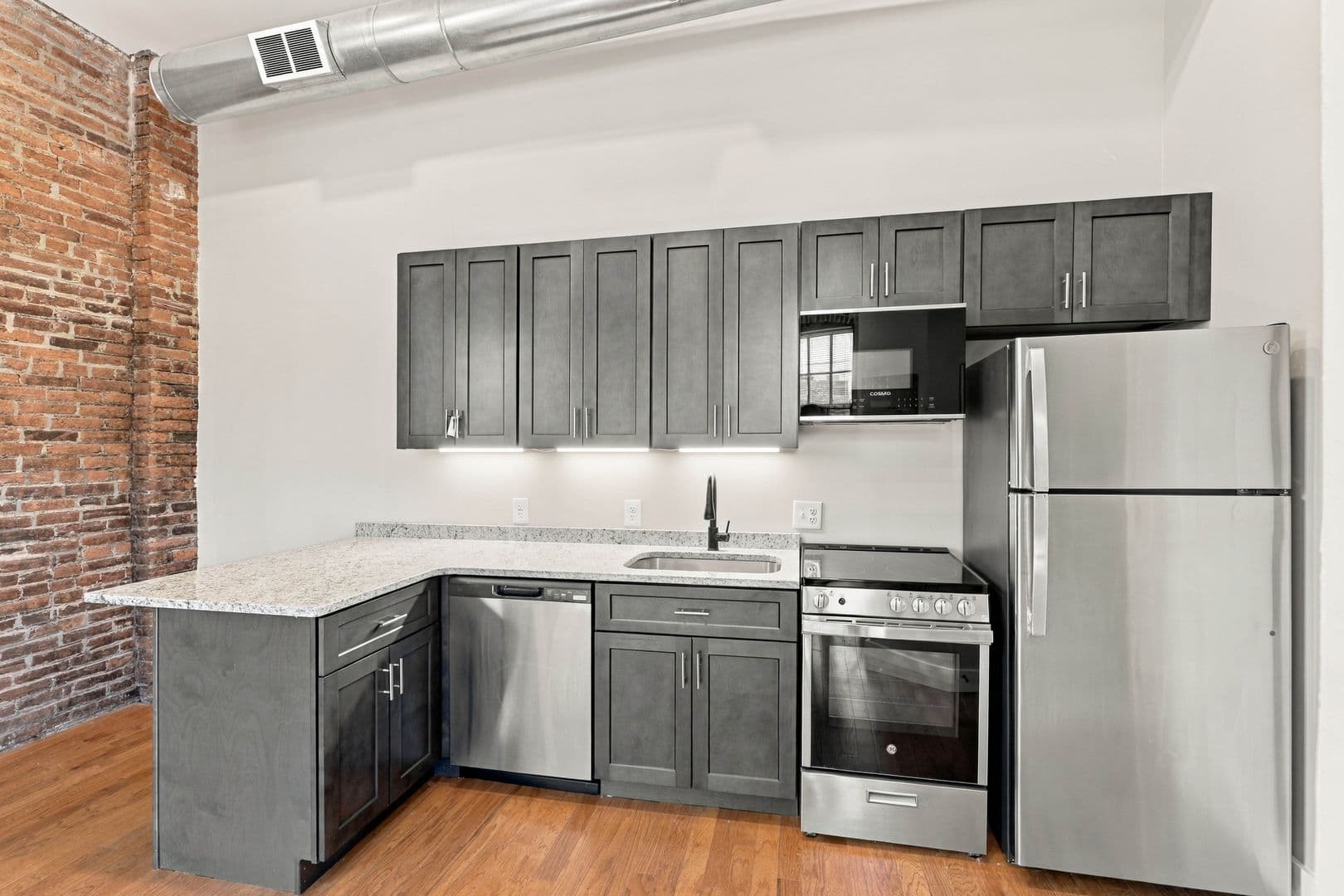Lancaster Apartment: 227 N Prince St
