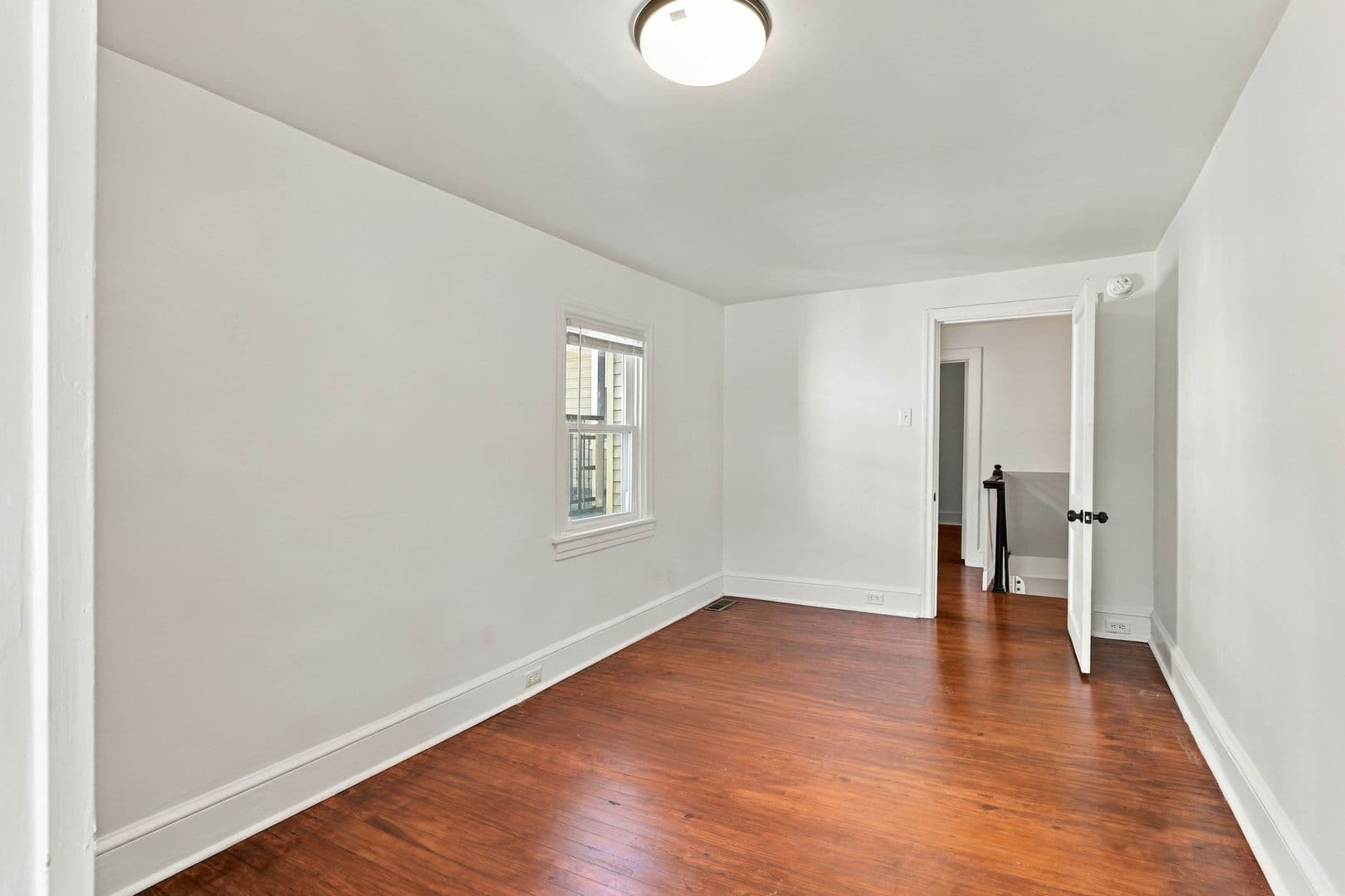 Lancaster House: 304 N Mulberry St