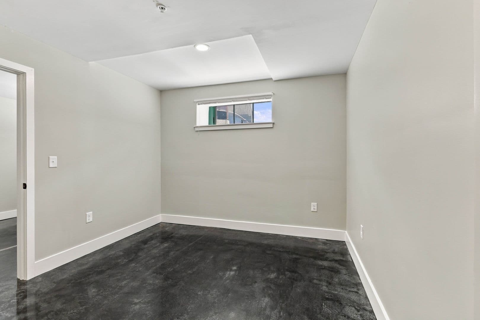 Lancaster Apartment: 227 N Prince St