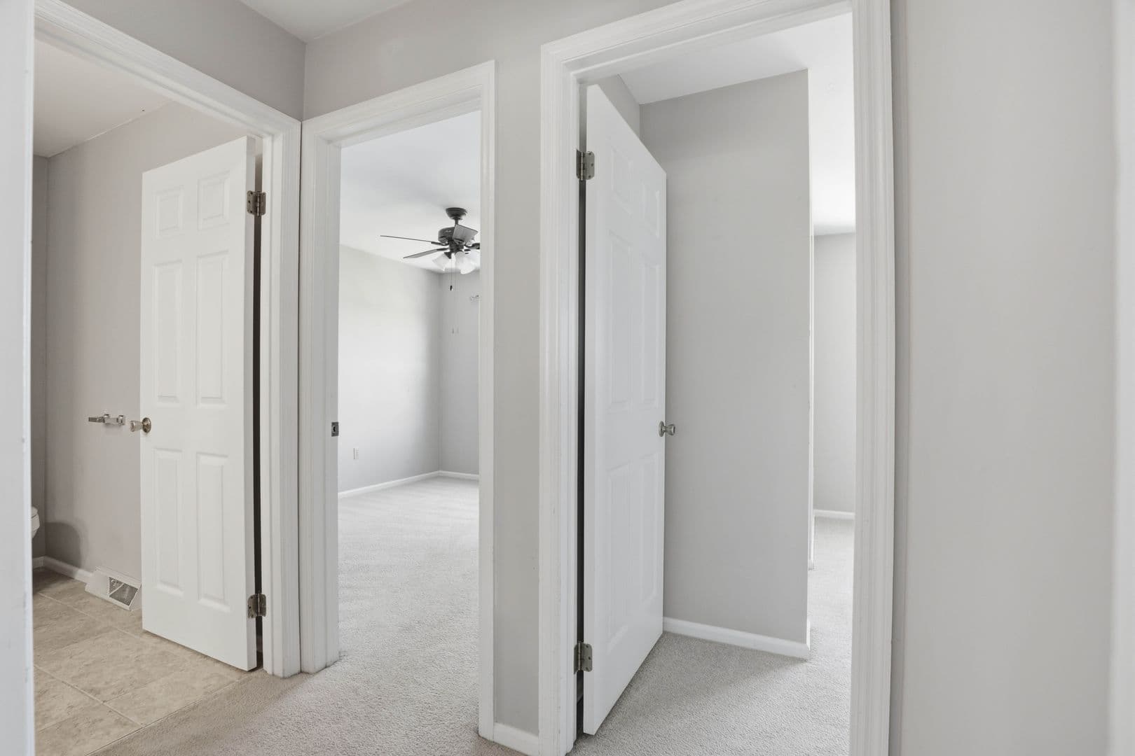Lancaster House: 106 Spring Ridge Ct