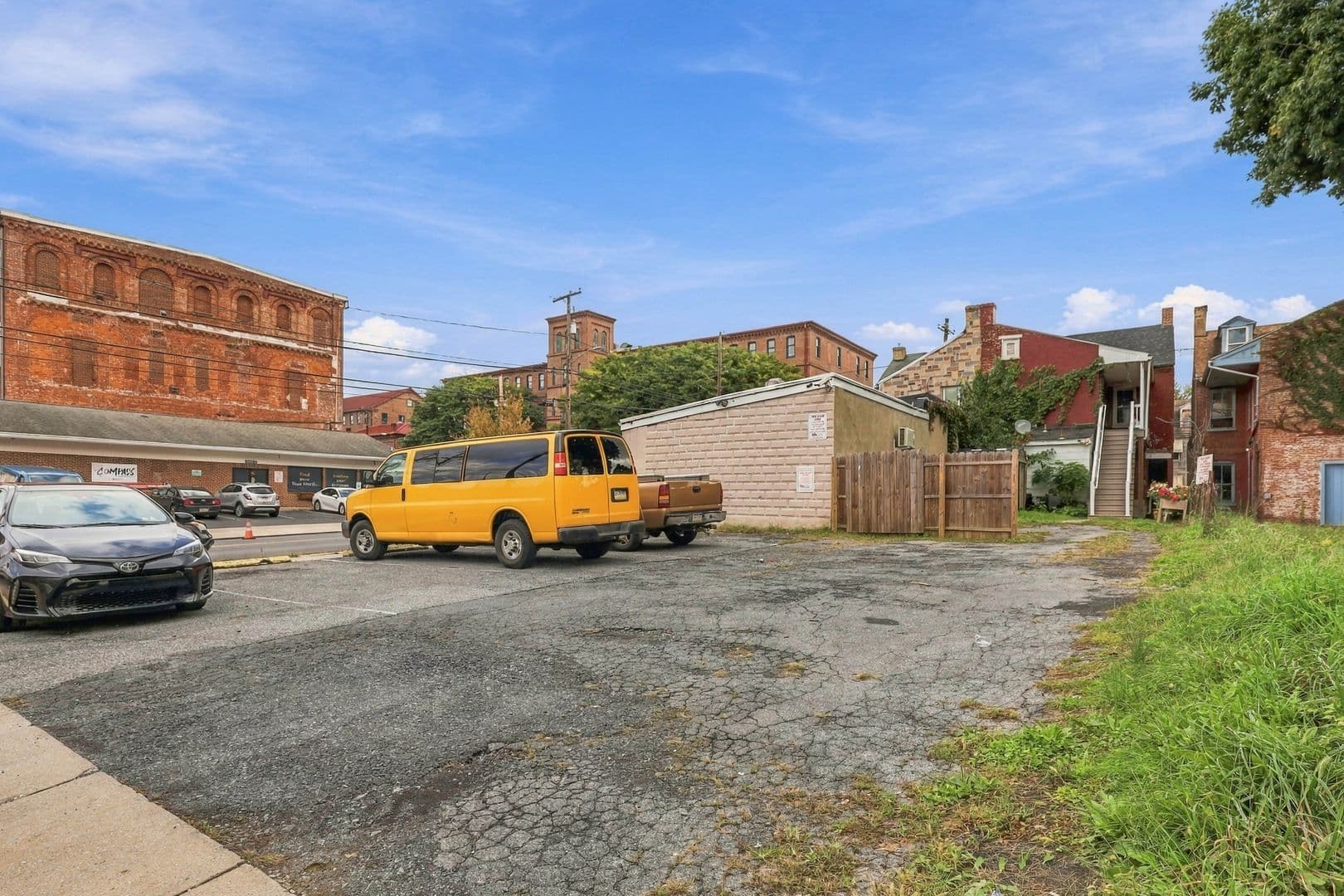 Lancaster Apartment: 304 S Prince St