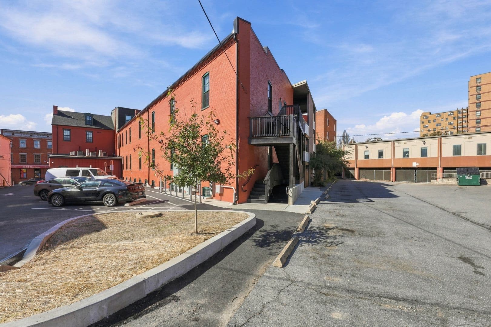 Lancaster Apartment: 227 N Prince St