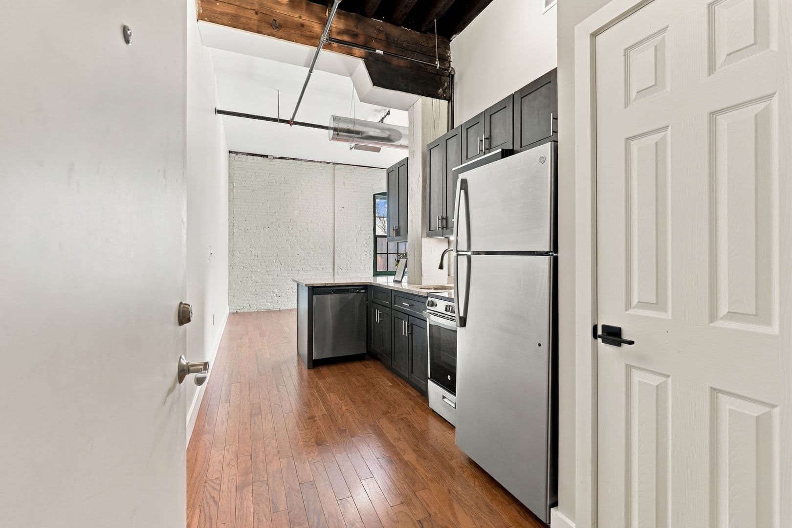 Lancaster Apartment: 227 N Prince St