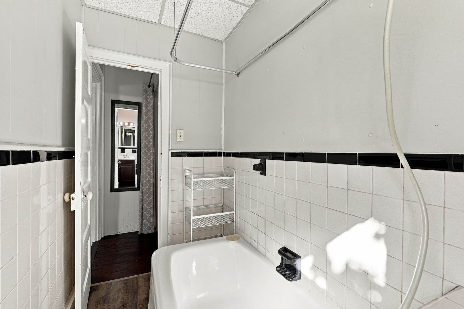 Lancaster Apartment: 146 N Ann- 452 E Chestnut St