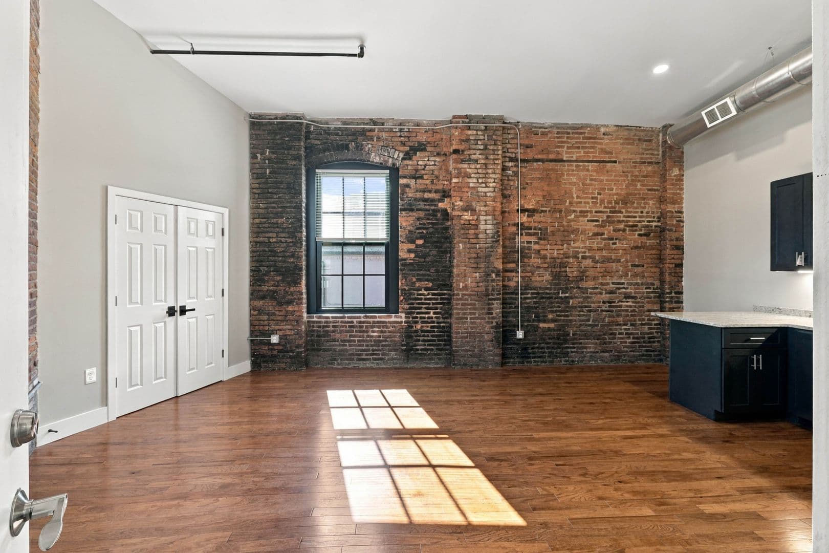 Lancaster Apartment: 227 N Prince St
