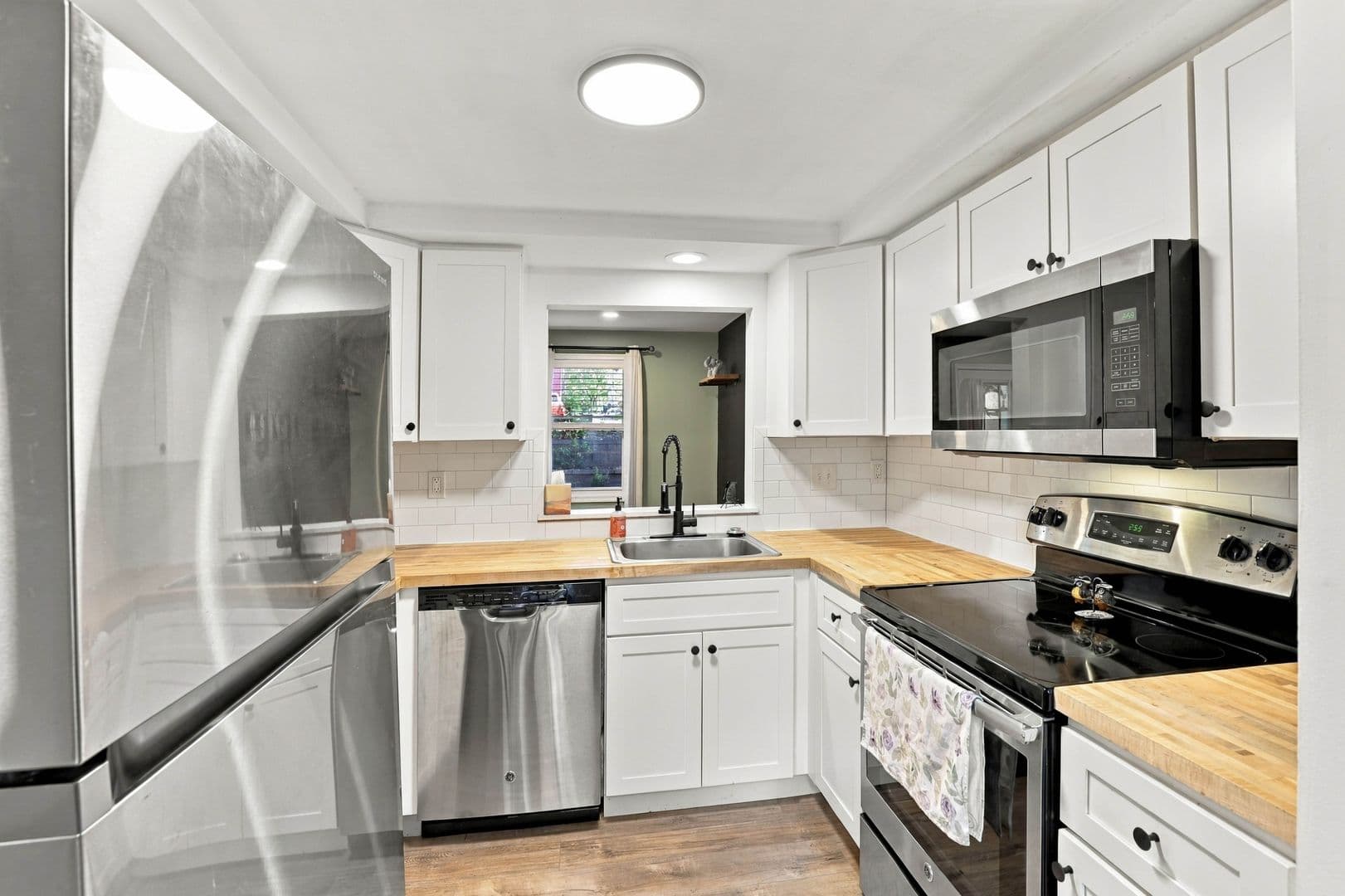 Lancaster House: 303 Church St