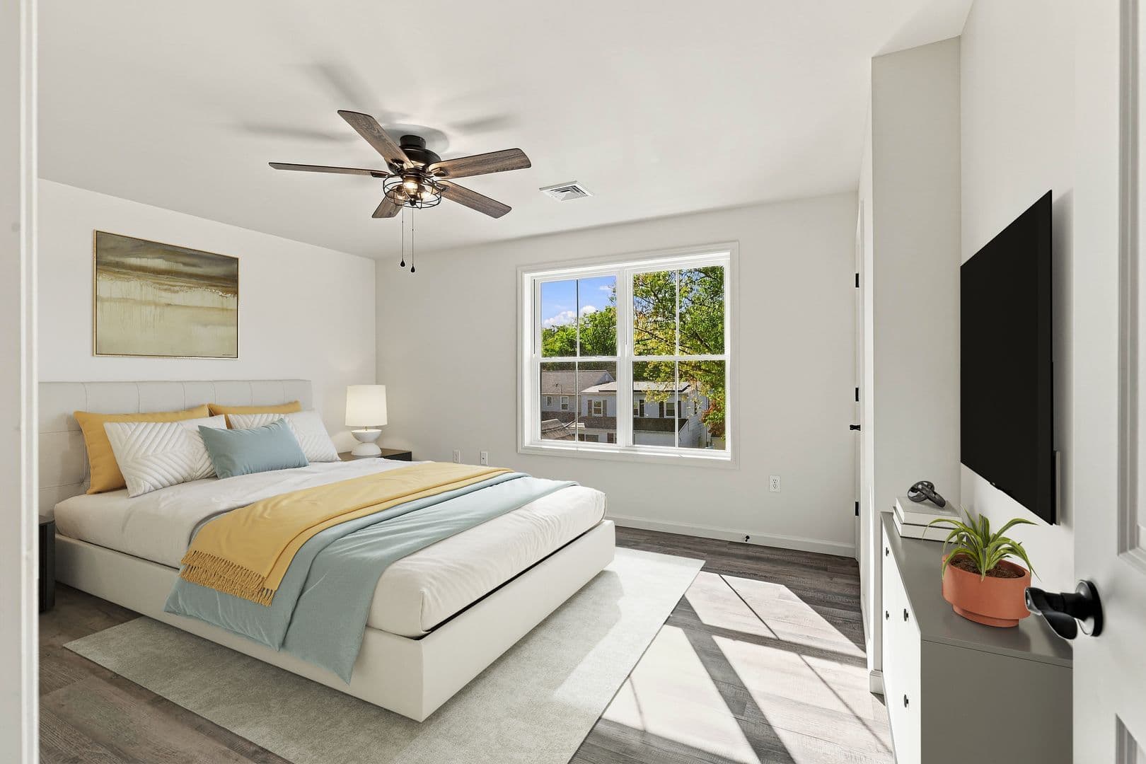 Columbia Apartment: 750 S 9th St