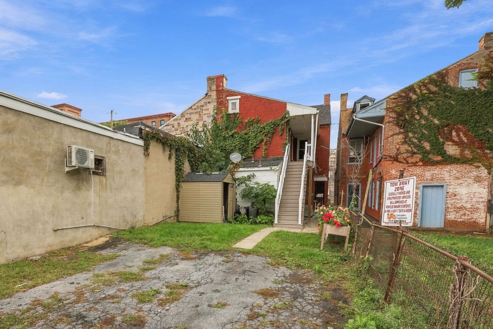 Lancaster Apartment: 304 S Prince St