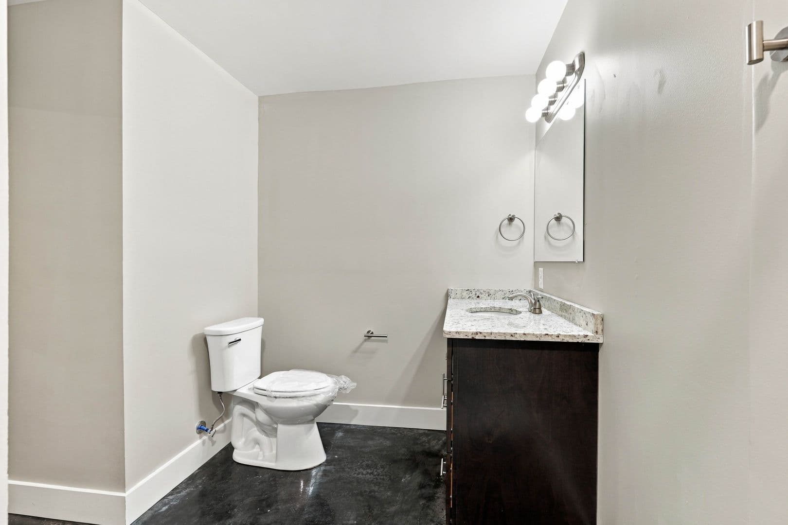 Lancaster Apartment: 227 N Prince St