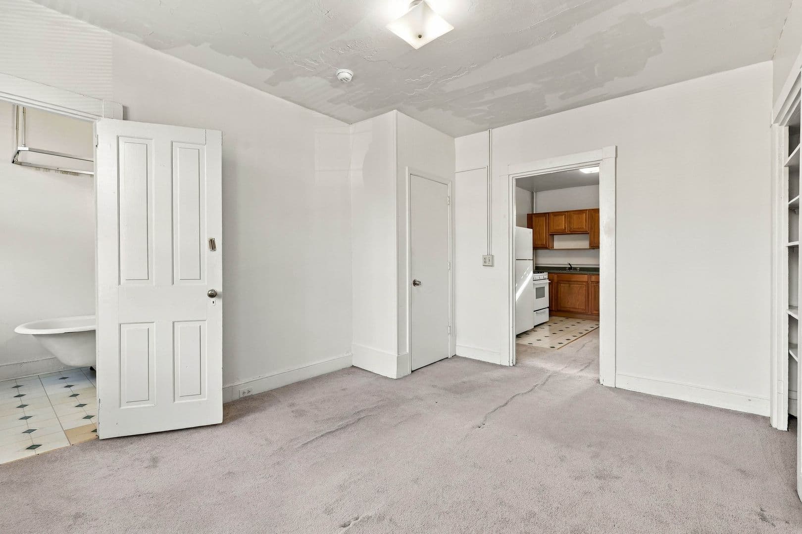 Lancaster Apartment: 339-341  N Mulberry St