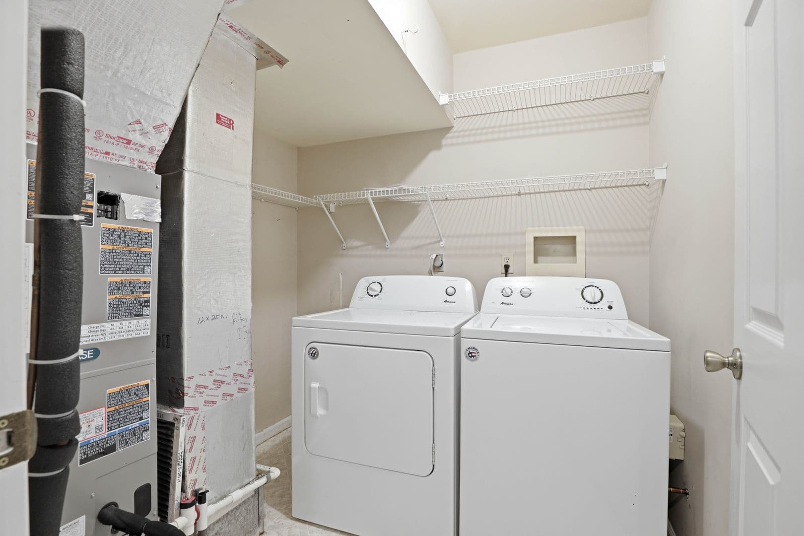Lancaster House: 106 Spring Ridge Ct