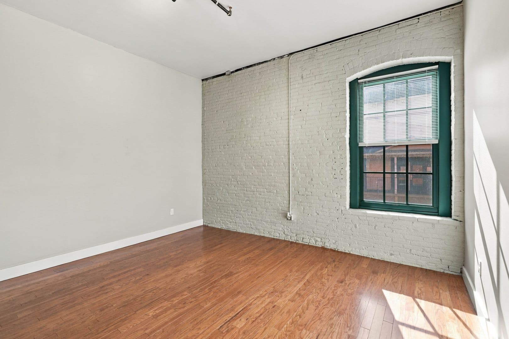 Lancaster Apartment: 227 N Prince St