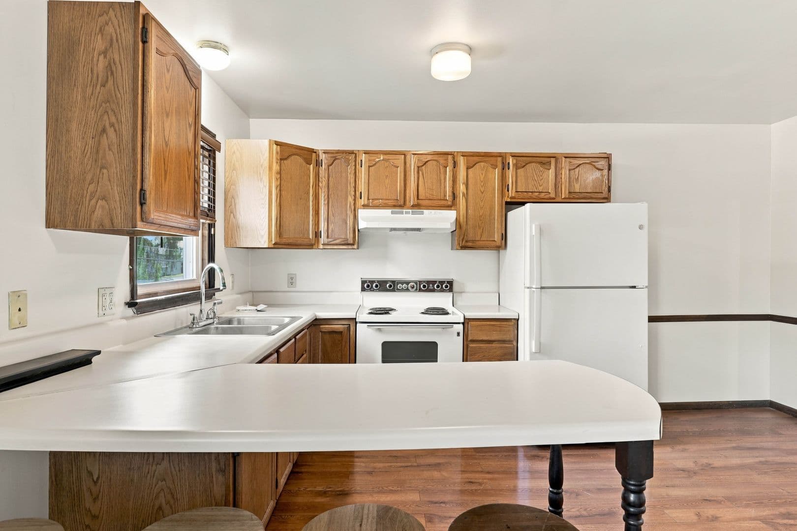 Lancaster Apartment: 2137 Old Philadelphia Pike