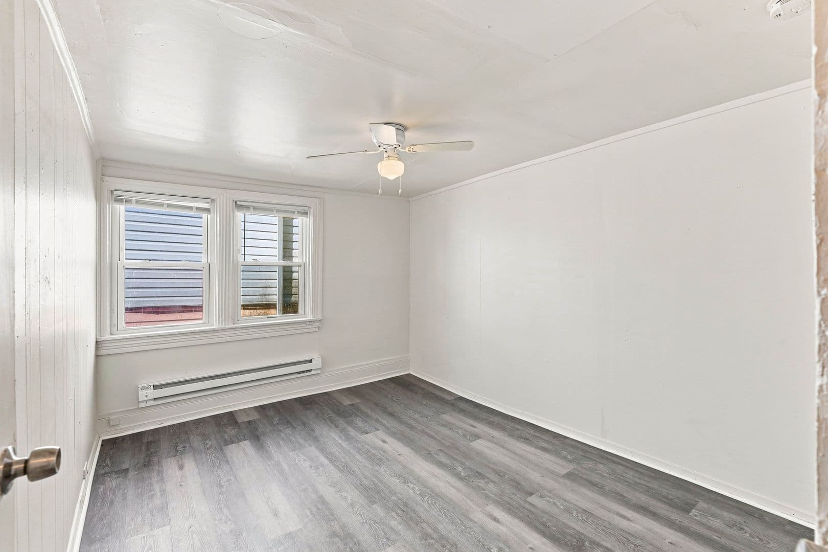 Columbia Apartment: 410 Locust St