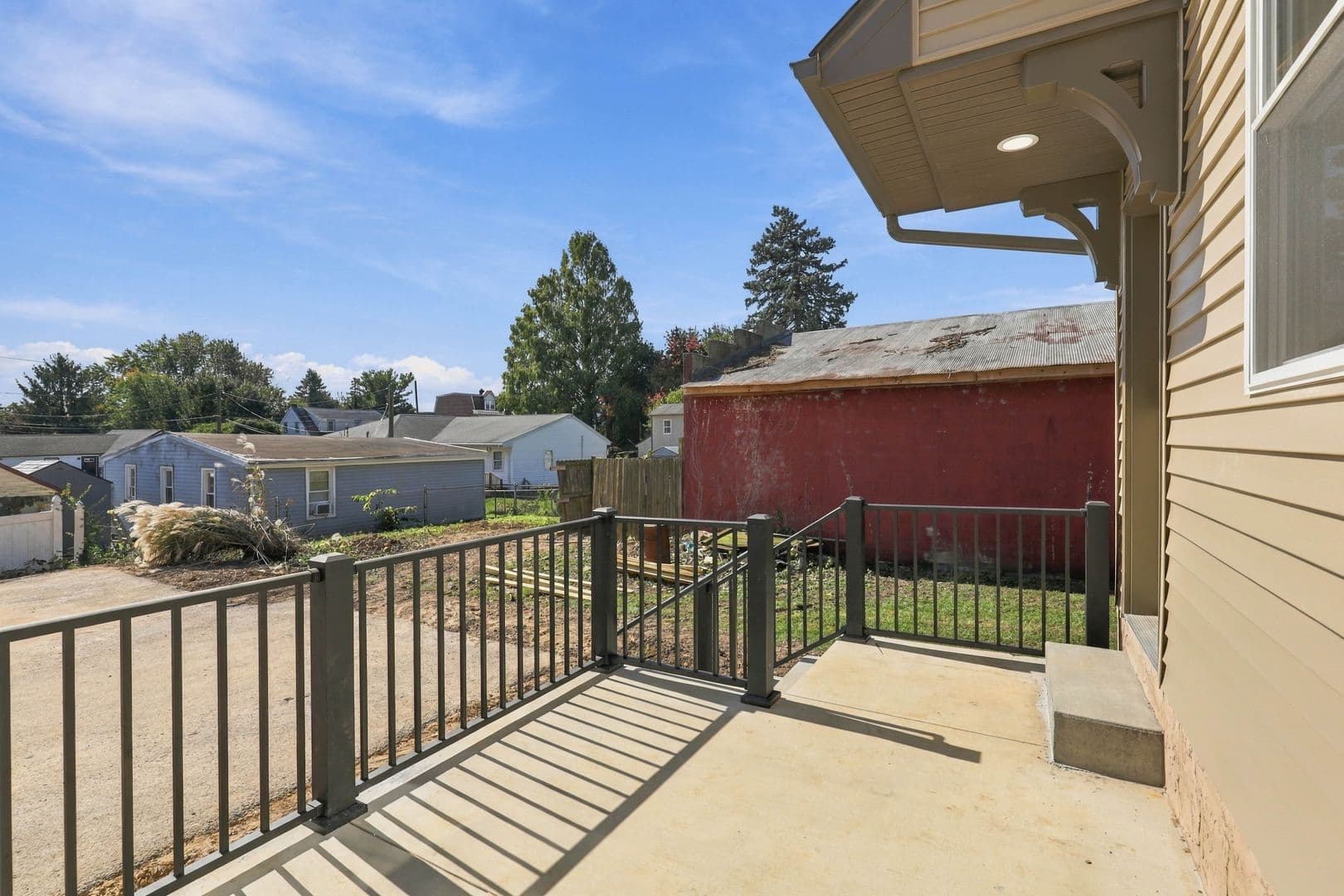 Columbia Apartment: 750 S 9th St