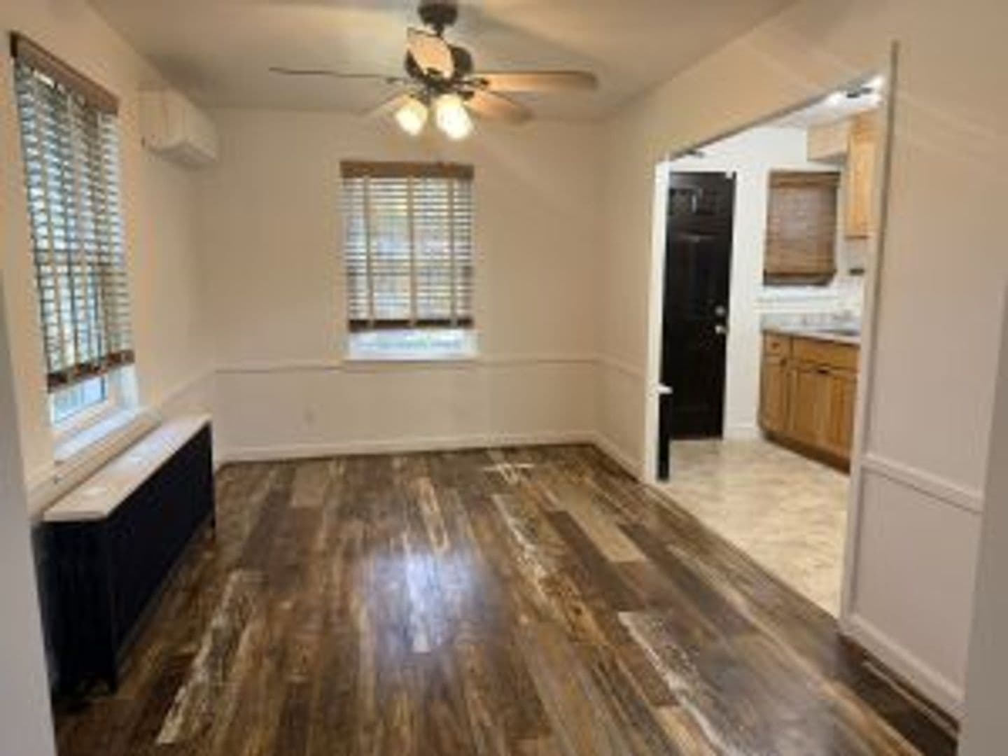 Lancaster House: 320 Atkins Ave