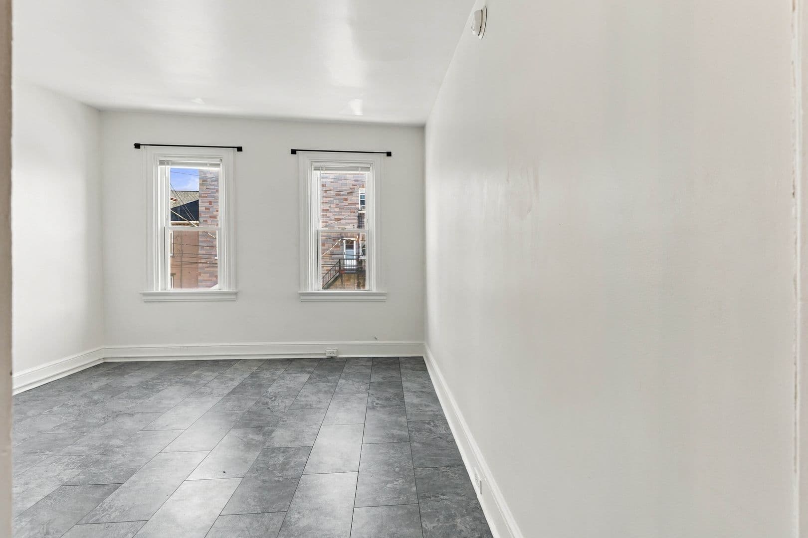 Lancaster House: 304 N Mulberry St
