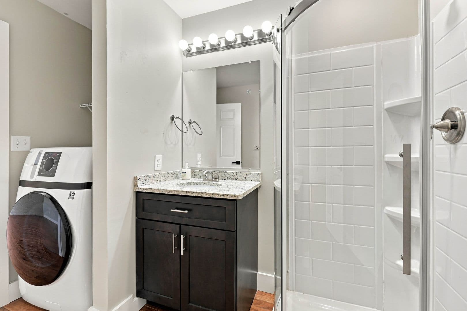 Lancaster Apartment: 227 N Prince St