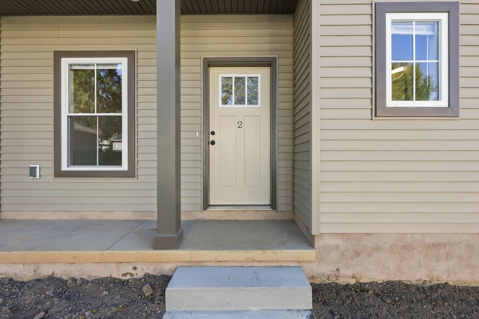 Columbia Apartment: 750 S 9th St