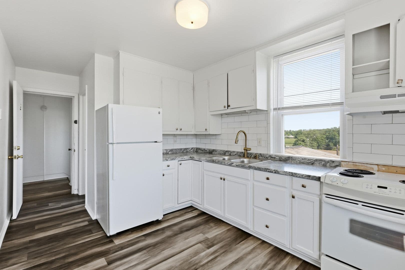 Mount Joy Apartment: 101 West Main St