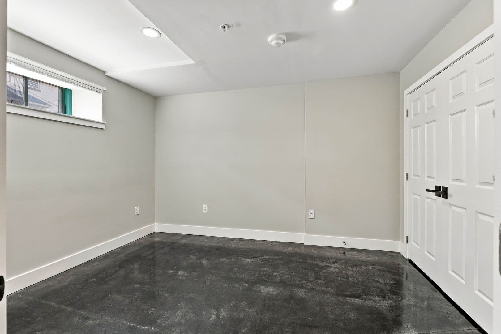 Lancaster Apartment: 227 N Prince St