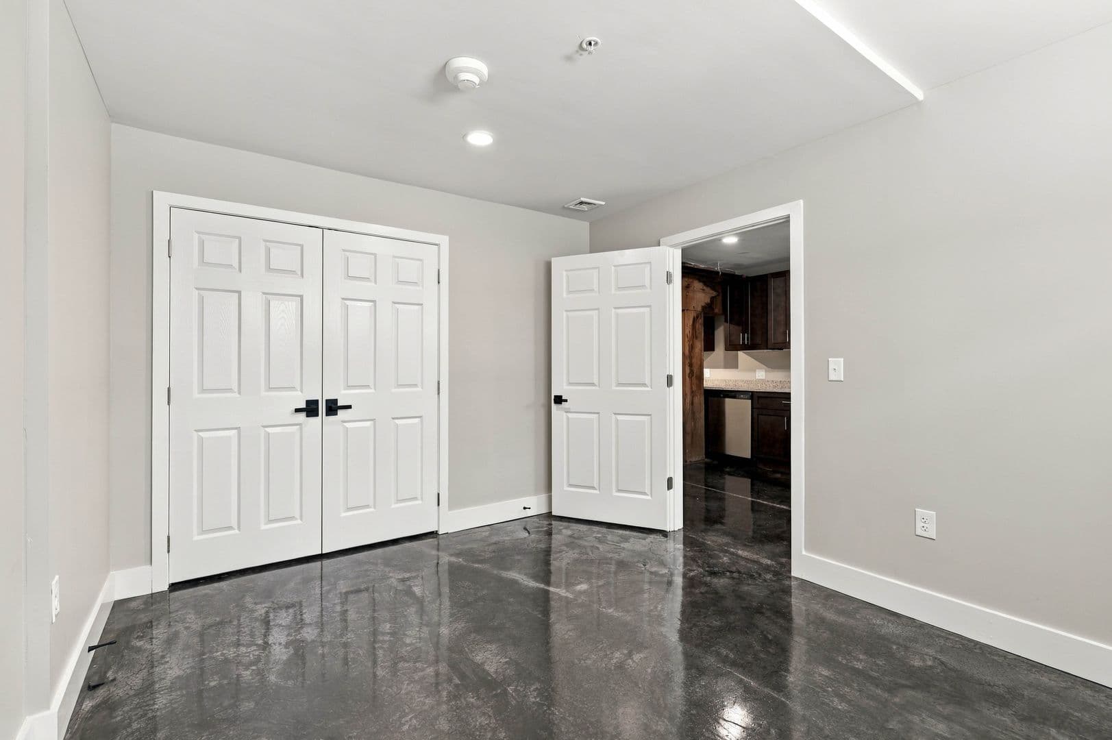 Lancaster Apartment: 227 N Prince St