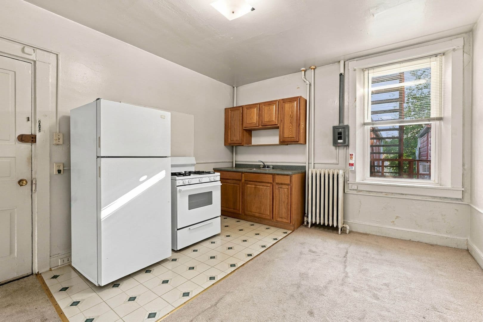 Lancaster Apartment: 339-341  N Mulberry St