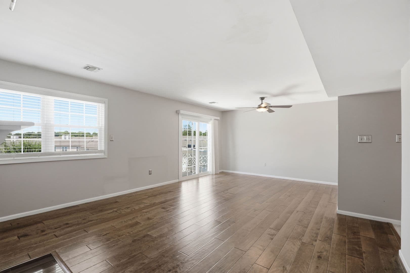 Lancaster House: 106 Spring Ridge Ct