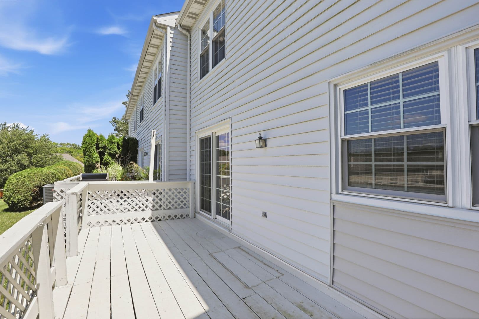 Lancaster House: 106 Spring Ridge Ct
