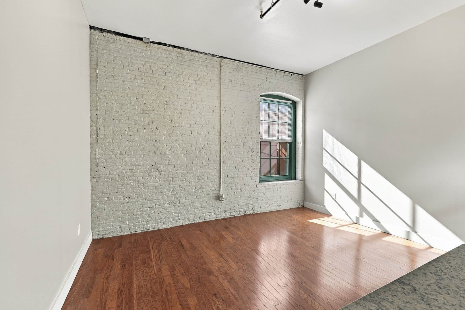 Lancaster Apartment: 227 N Prince St
