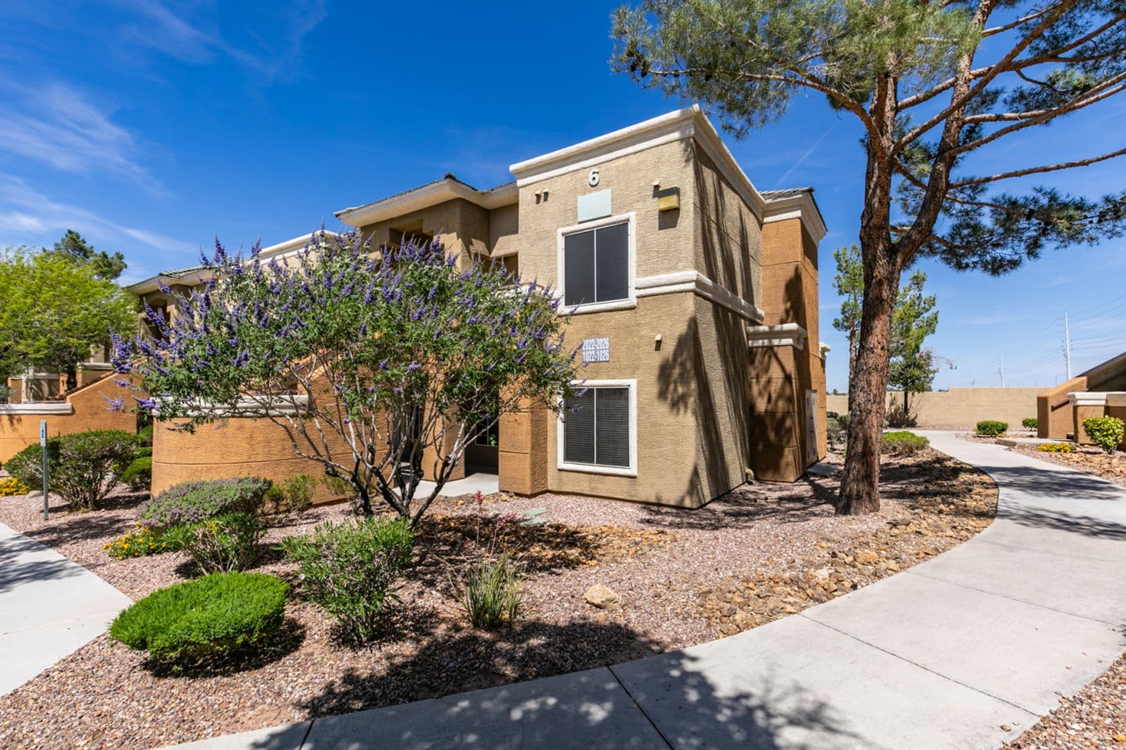 Las Vegas Condo: 8070 W. Russell Rd Unit 2026 BLDG 6